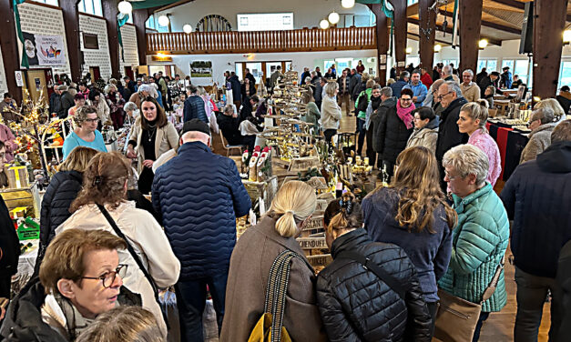 24 Stände sorgten für dichtes Gedränge