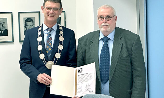 Bürgermeister Hubertus Mühling ins Amt eingeführt