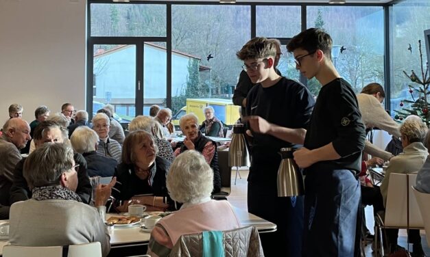 Adventlicher Seniorennachmittag lockt ins Pfarrheim