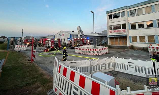 Müll in Badewanne brannte in leerstehendem Haus