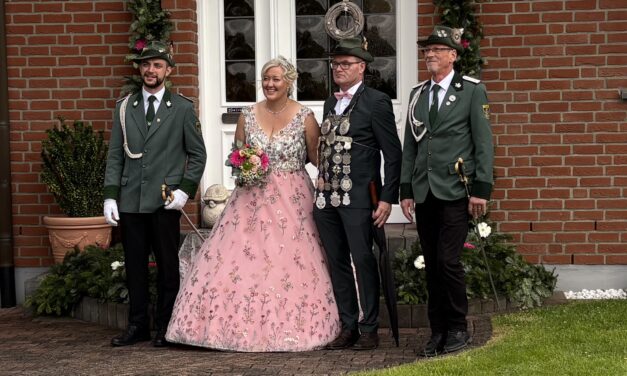 Heino und Sarah Wortmann präsentieren sich in Beckum